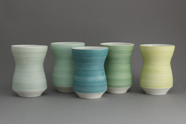 Becher Bunt